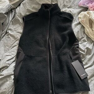 Mens XL Black Fleece Vest